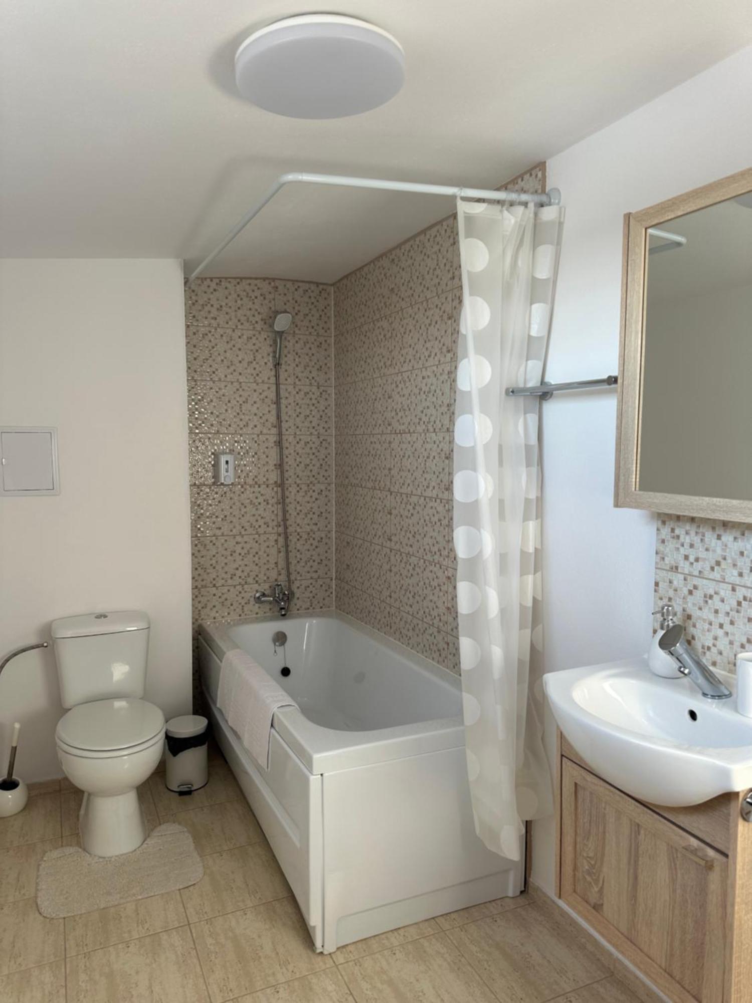 Jokai Apartments Nr9, Code Entry Sfântu-Gheorghe Extérieur photo